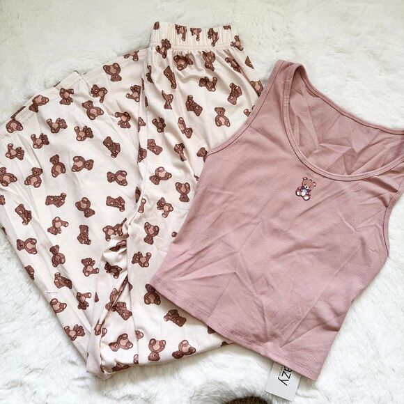 Dazy Pink and white bear pyjama loungewear set - Picture 1 of 2